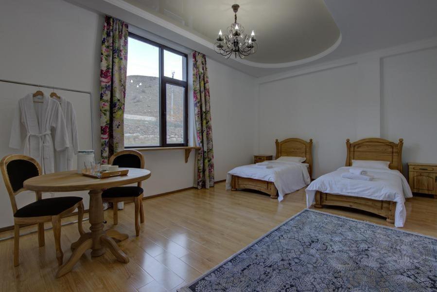 Mountain View Hot Spring Resort Kara-Bulak Extérieur photo
